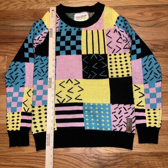 Tipsy Elves Sportswear Women’s Size Small Sweater Quilt Pattern Ski Snowboard - Picture 4 of 12